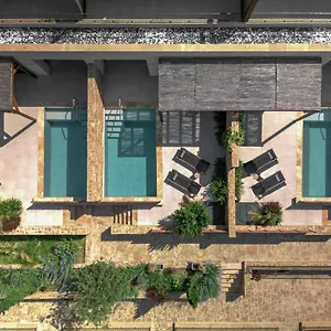 pnoes-luxury-suites.chalkidiki-hotels.com/